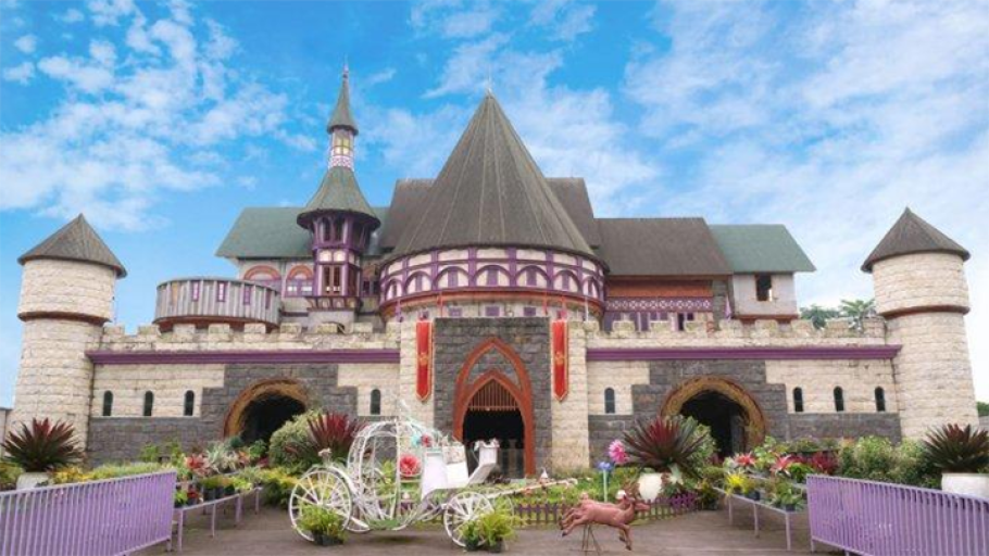 Fairy Garden Bandung: Wisata Negeri Dongeng untuk Liburan Anak