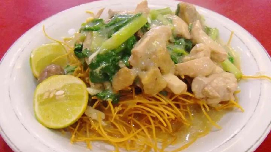 Mie Titi:  Chinese Foodnya Orang Makasar