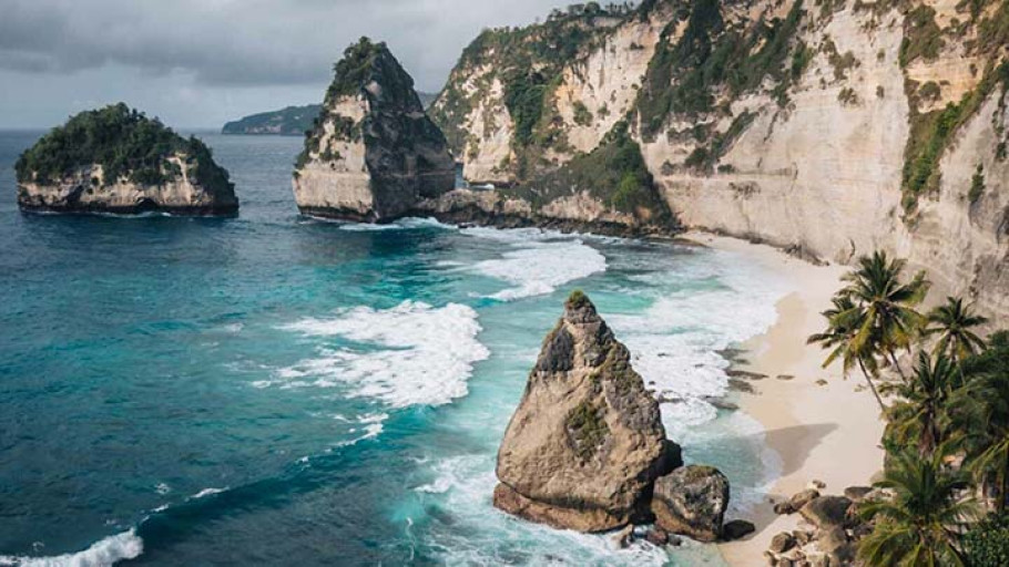 Pesona Tersembunyi Diamond Beach: Permata Baru di Nusa Penida