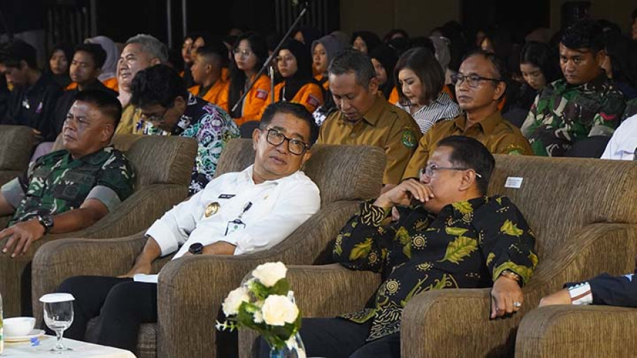 Pj Gubernur Kaltim dan Wakil Ketua DPRD Hadiri Acara #DemiIndonesia Cerdas Memilih