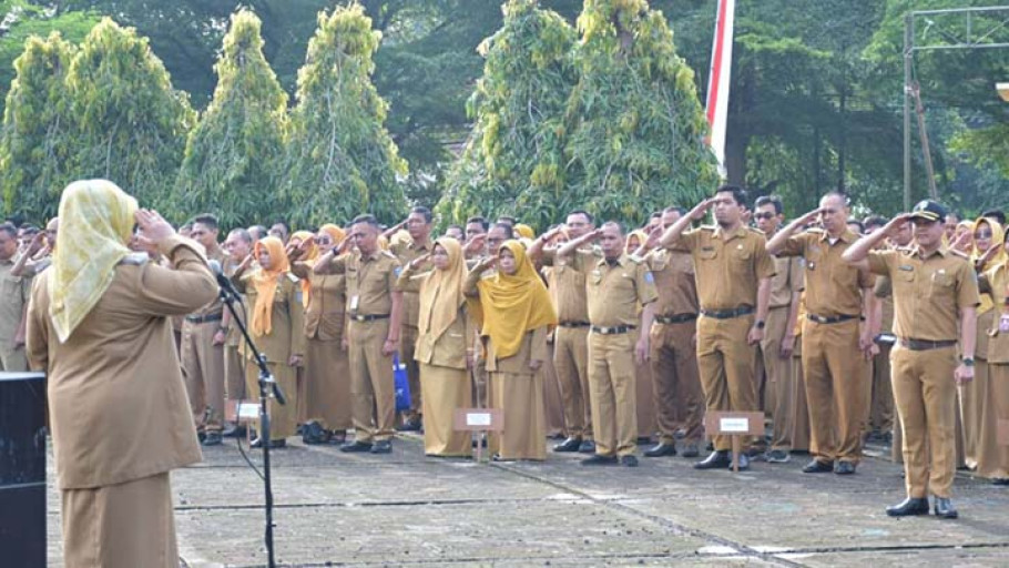 Pj. Wali Kota Banjar Pimpin Apel Gabungan dan Sampaikan Pesan Netralitas ASN