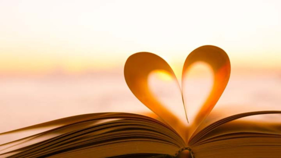 Puisi Romantis: Mengungkap Ketulusan Hati Melalui Karya Sastra